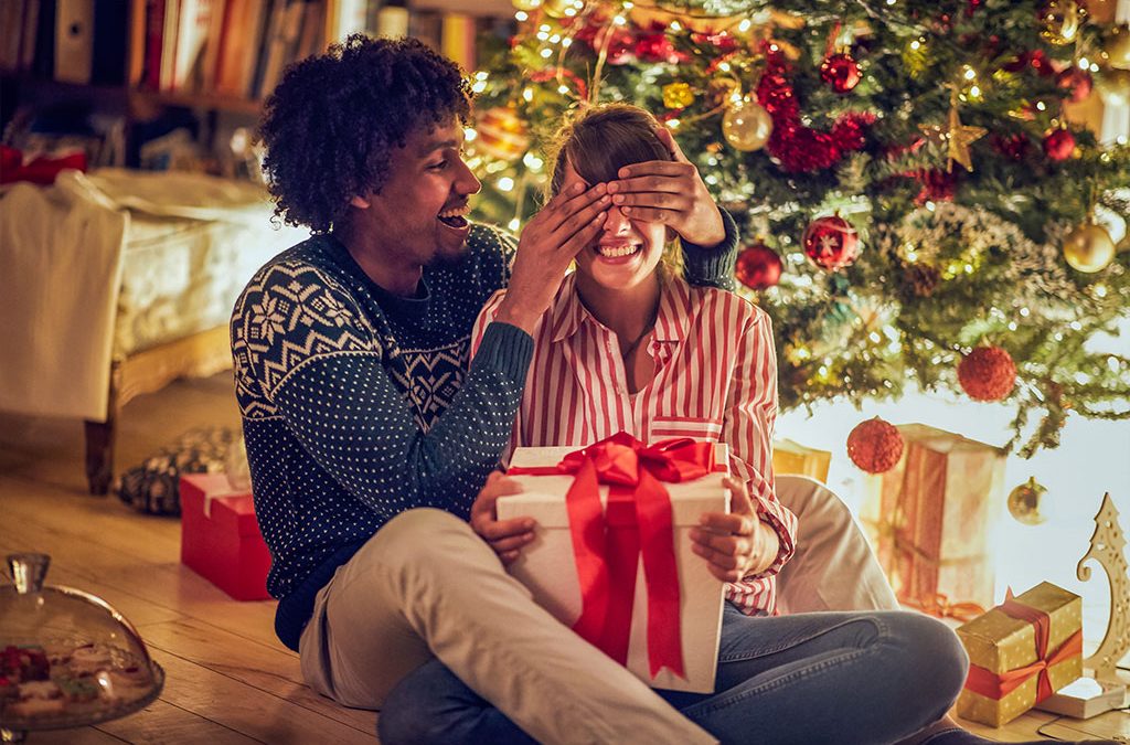 Le idee regalo di Natale per una coccola unica dedicata a chi ami
